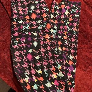 Lularoe Tall and Curvy multi colored leggings